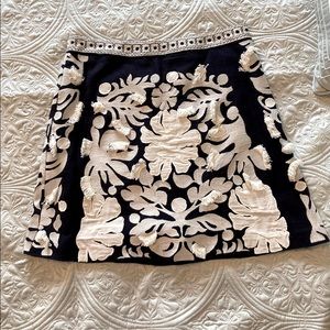 Anthropologie dark navy and white/cream short skirt. Size 12.